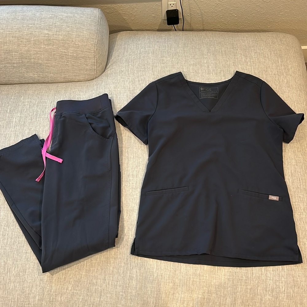 Figs scrub set